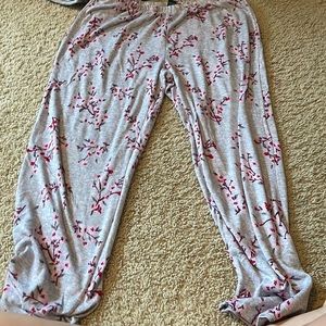 sweat pants matching with shirt